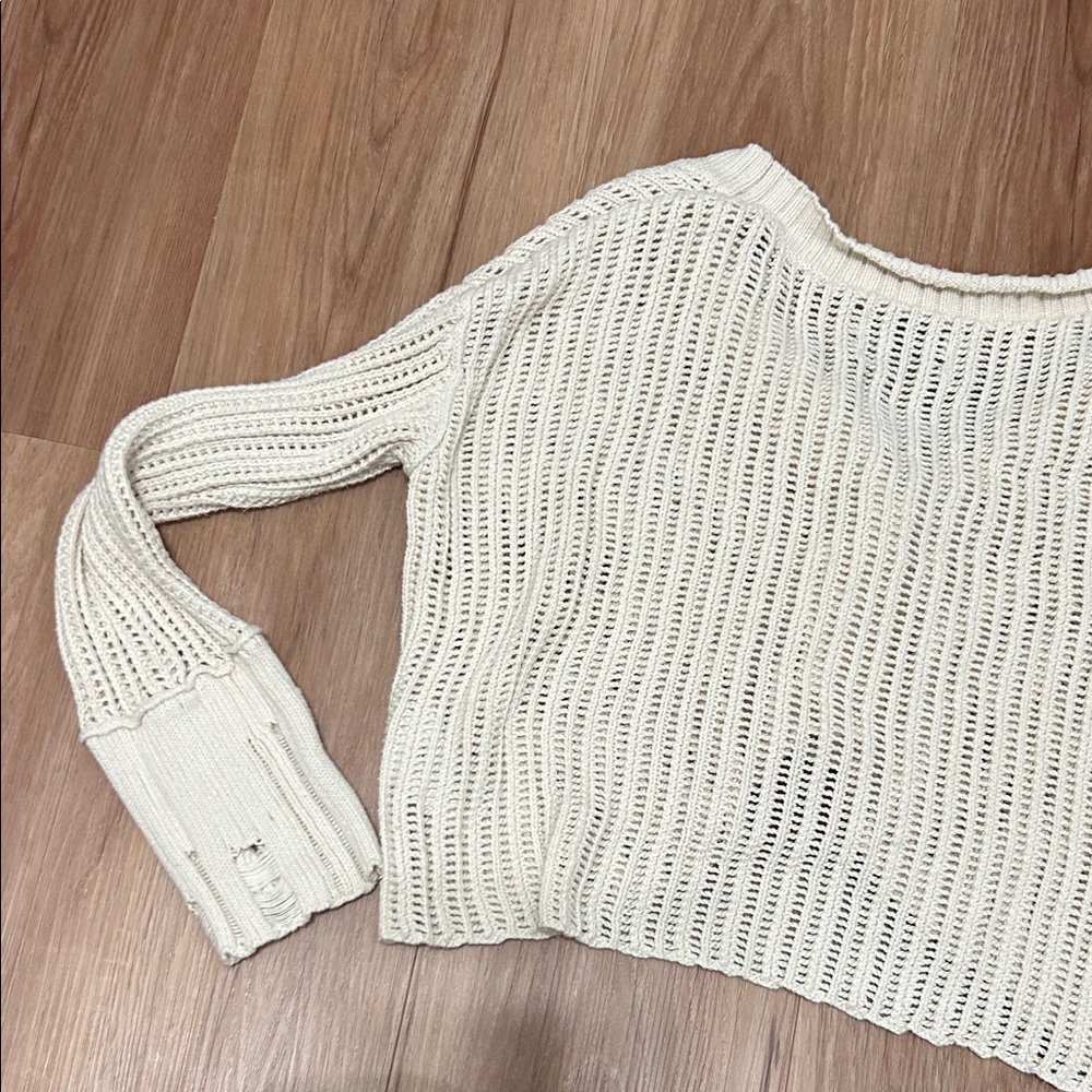 Urban Outfitters Cropped Distressed Cardigan Sweater - Picture 9 of 10